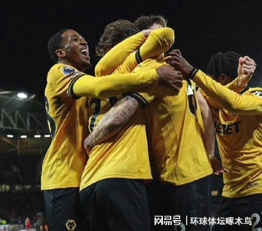 半岛体育链接-英超第29轮 利物浦客场1-2不敌狼队