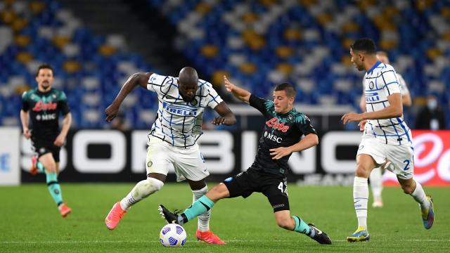 半岛下载链接-连胜止于乌龙蓝黑仍是赢家 国米收获满血埃里克森